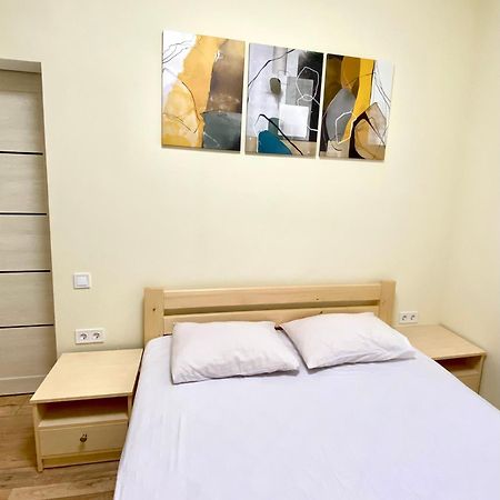 Nalyvaika Lviv Apartments Esterno foto